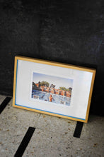 Cargar imagen en el visor de la galería, Preparación, enmarcada 40x60 cm.