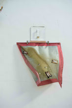 Cargar imagen en el visor de la galería, Pañuelo Mariposas marinas - Seda