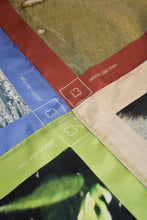 Cargar imagen en el visor de la galería, Pañuelo Lago - Seda