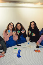 Cargar imagen en el visor de la galería, Nuestro taller jabón del mar