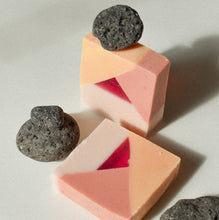 Cargar imagen en el visor de la galería, N.73, Volcán