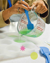 Cargar imagen en el visor de la galería, Nuestro taller jabón del mar