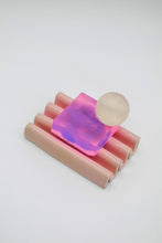 Cargar imagen en el visor de la galería, Rosa / Colaboración cerámica + Obra Normal
