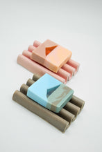 Cargar imagen en el visor de la galería, Verde tierra / Colaboración cerámica + Obra Normal
