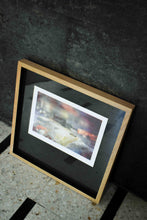 Cargar imagen en el visor de la galería, Mujeres nadando, enmarcada 50x50 cm.
