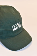 Cargar imagen en el visor de la galería, Jockey verde - formas
